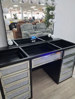 *Summer Sale Event!!!*---Stunning Massa Gallery Vanity Desk W/Bluetooth---Now $699!!!---Delivery/Store Pickup Available👌
