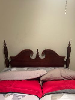 Queen size bed