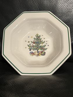 Vintage Nikko Christmastime China 9” Serving Bowl 