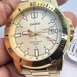 Casio Watch New Style   For Men Size 40 mm Diameter  8  inches Wrist Round Long  Strong Stainless Steel   Battery Inside,  Watch  Mail in lightweight 