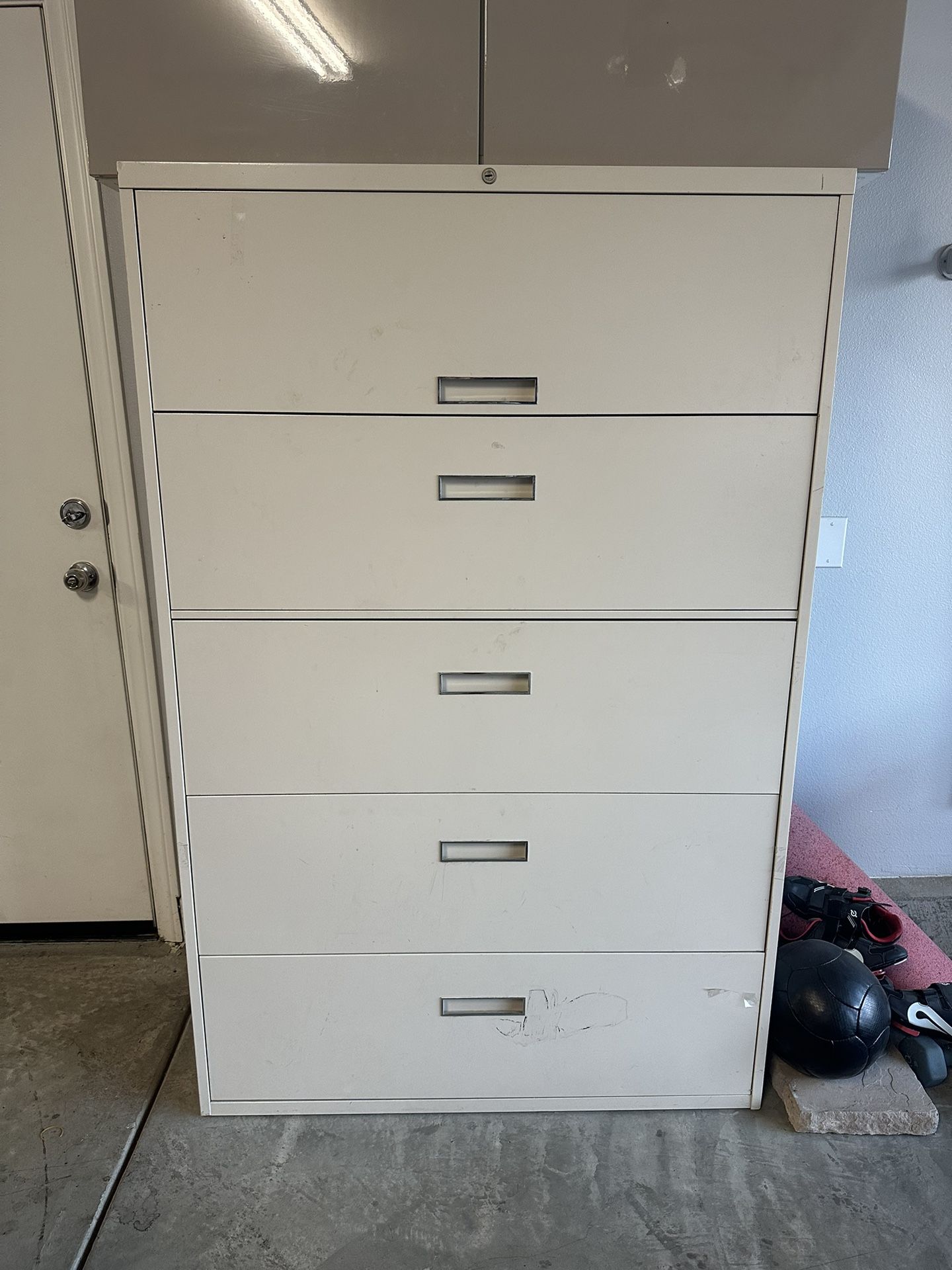 Filing Cabinet