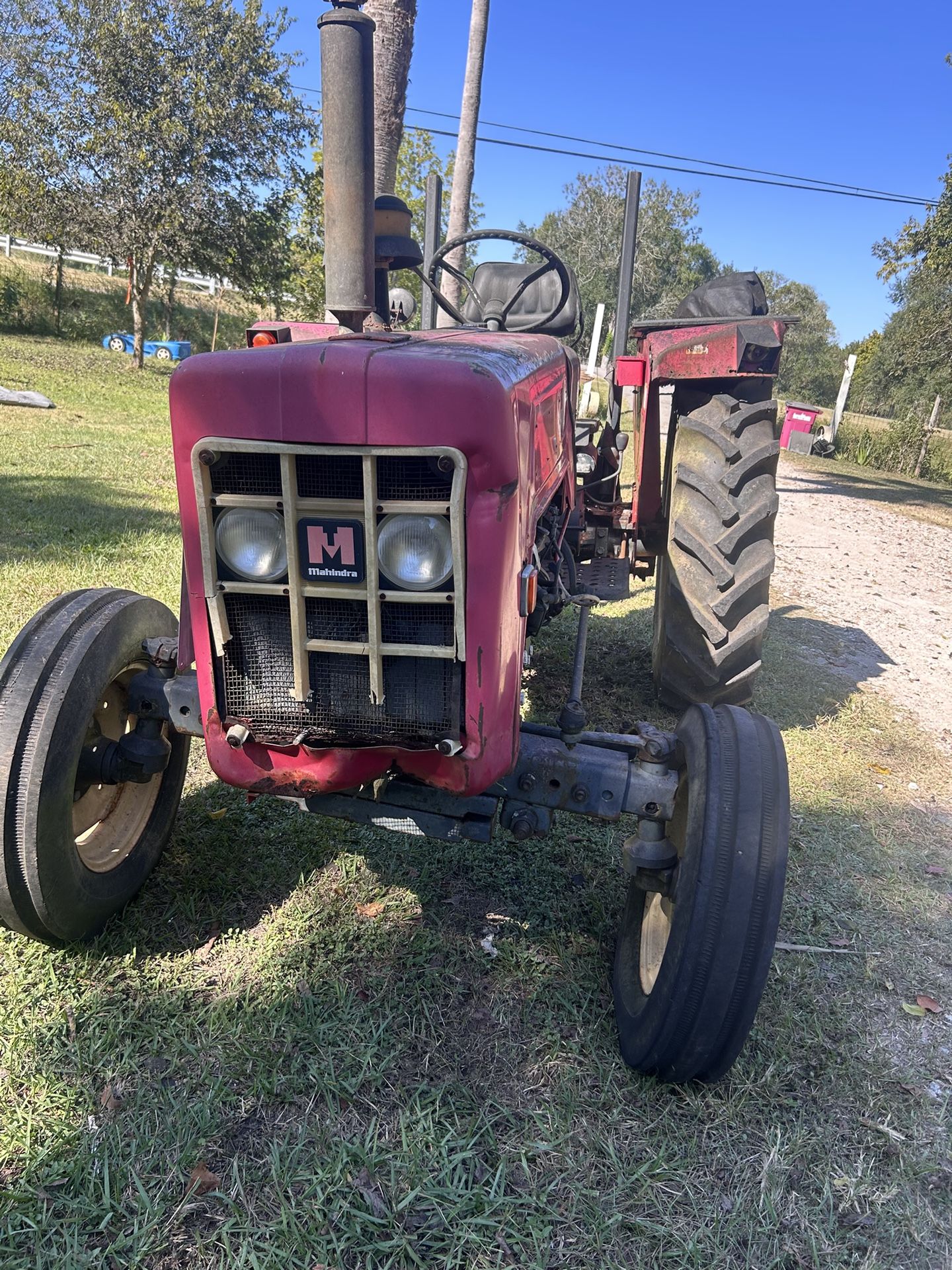 2004 Mahindra Tractor