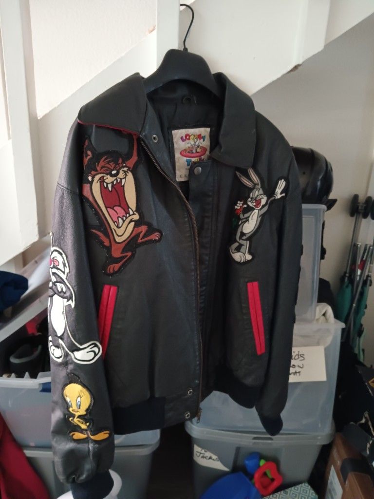 Vintage Looney Tunes Original 100% Leather Jacket In Great Condition