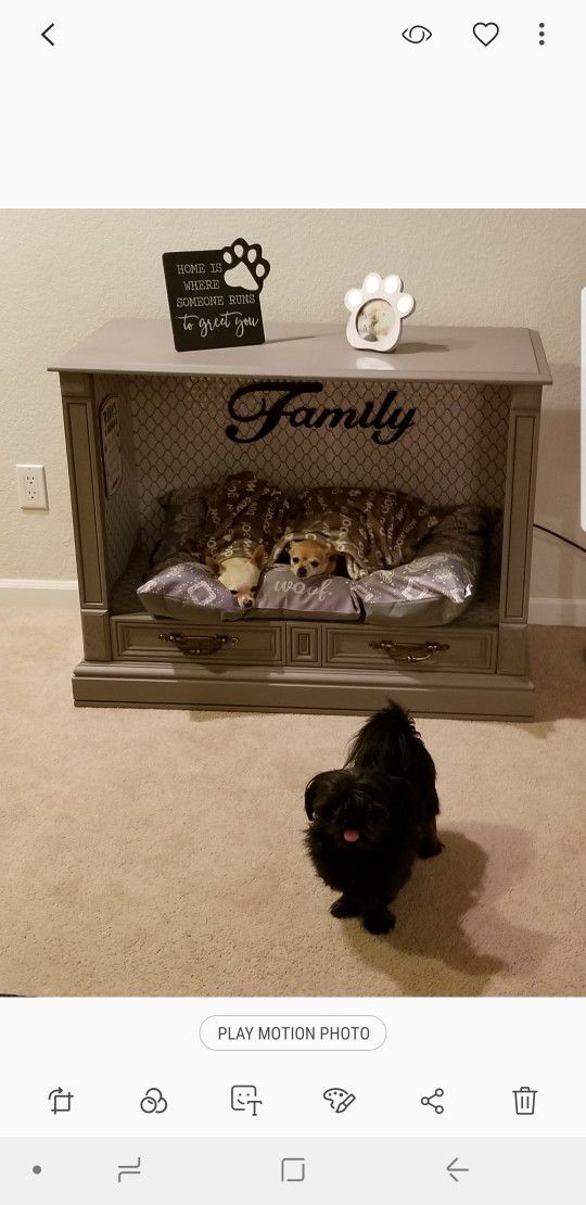 Console TV Dog Cat Pet Bed House