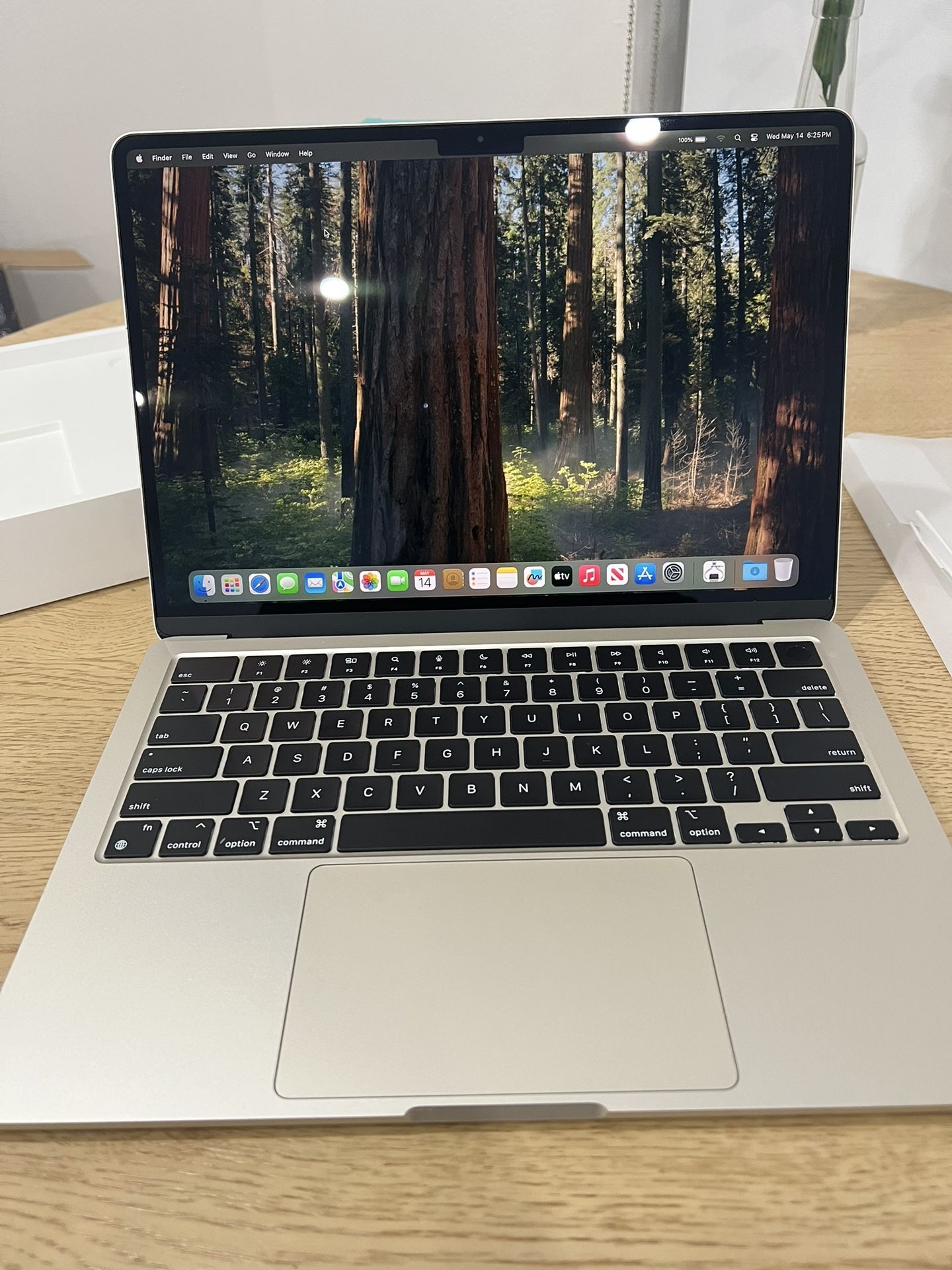 Like New MacBook Air M3 - Only 9 Cycles !