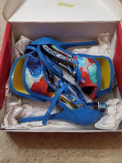 Women shoes