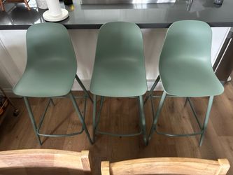Set of 3 Poly & Bark Lola 25” Counter Stools