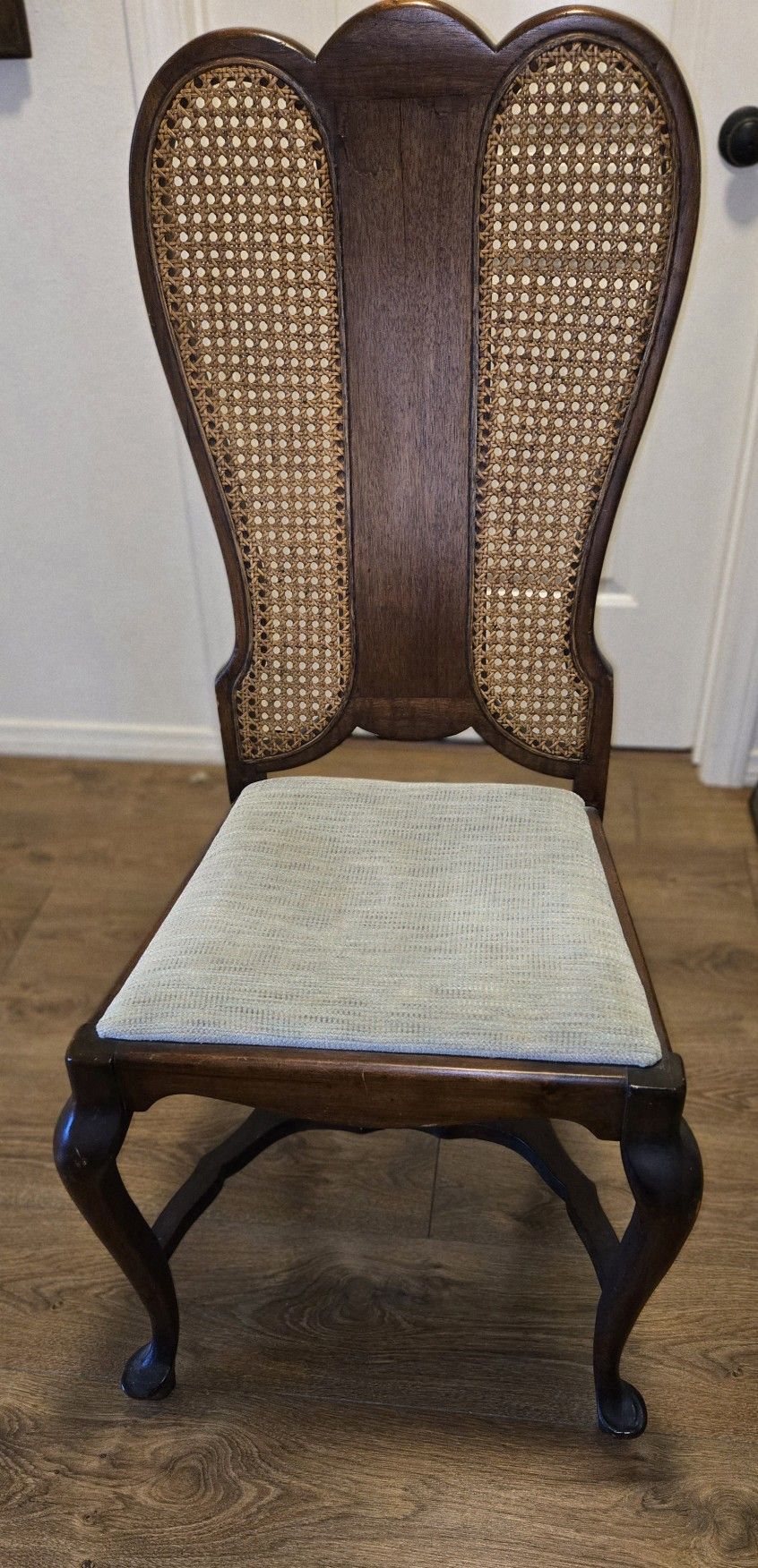 george ii chair vintage style Antique