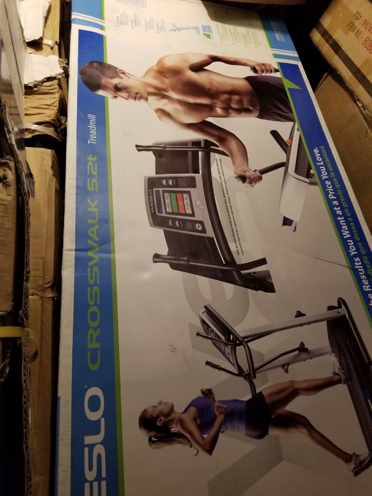 New in the box Weslo Crosswalk 5.2t Folding Total Body Workout Treadmill
