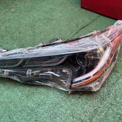 Faro Delantero Para Toyota Corola 2024 