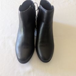 Women's Black Booties Size 8 New