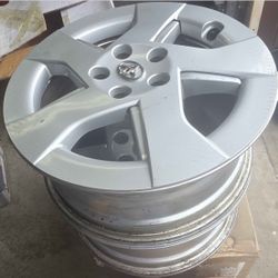 2015 Toyota Prius III Hybrid 15” Rims Wheels and Plastic Hub Caps V C 15X6 Center Caps 5X100 Three