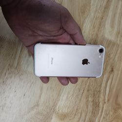 IPHONE 7 32GB UNLOCK ANY SIM 