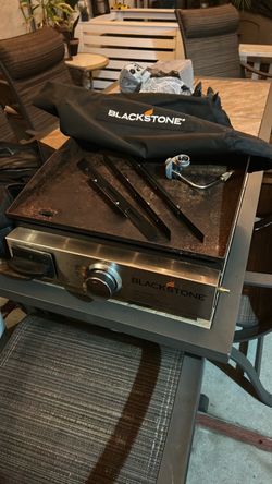 Blackstone Tabletop Griddle with Cover