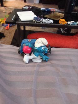 Super old kickball Smurf collectible