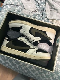 Travis Scott Olive Jordan 1 lows
