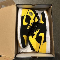 2017 New Love Jordan 1s Size: 10