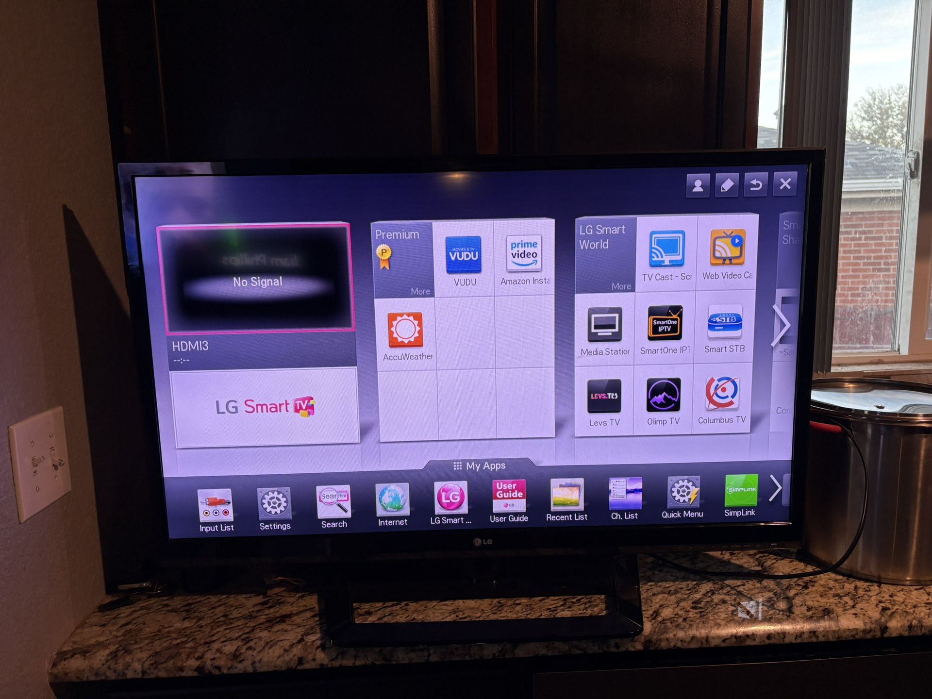 Lg 42inch Smart Tv