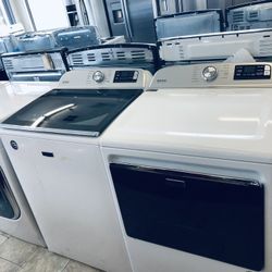 MayTag Top Load Electric Washer And Dryer Set