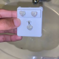Moissanite Heart Pendant And Earring Combo 