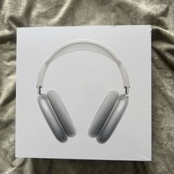 🎧Air Pod Max Silver 🩶 Brand New ✅ Receipt Available🧾 Open To Offers  $250💰