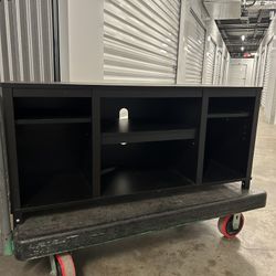 TV Stand / Entertainment Center