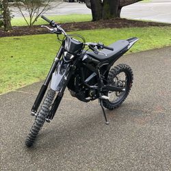 2025 Surron Ultra Bee 