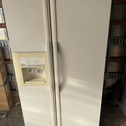Kenmore Side-by-Side Refrigerator