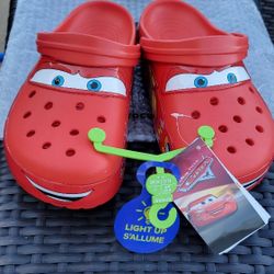 Lightning McQueen Crocs Classic Clog Cars Size 9M/11W Limited Edition Style Red