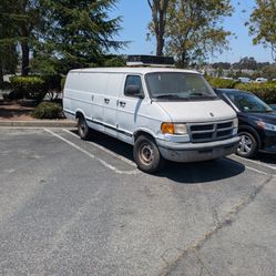 1999 Dodge Ram 2500 Van 