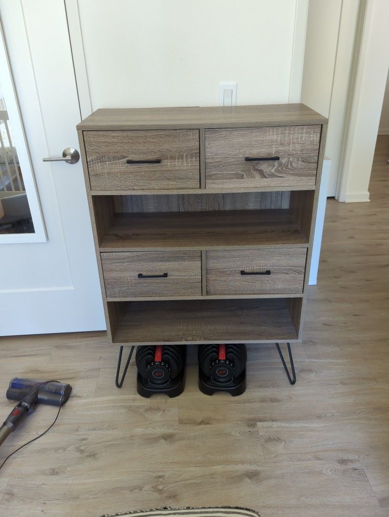Dresser