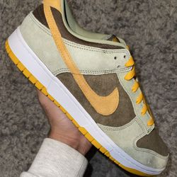 Nike Dunk Low 