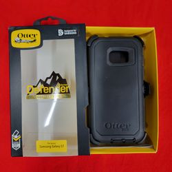 New old stock. Samsung S7 otter case clip and screen protector
