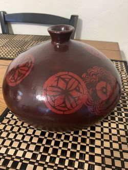 Pier 1 decorative piece