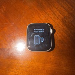 Apple Watch SE (2nd Gen) Silver 44MM 