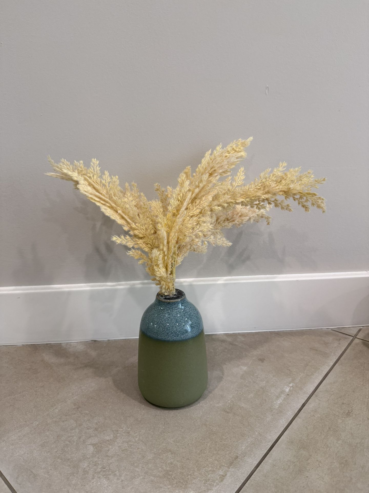 Artificial Pampas Grass in Ceramic Vase