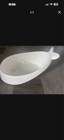 Baby bath tub