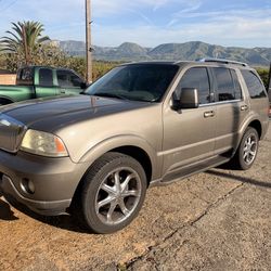 2003 Lincoln Aviator