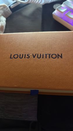 Lv braclets