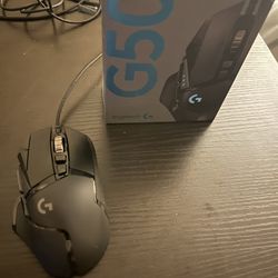 G502 Wired mouse