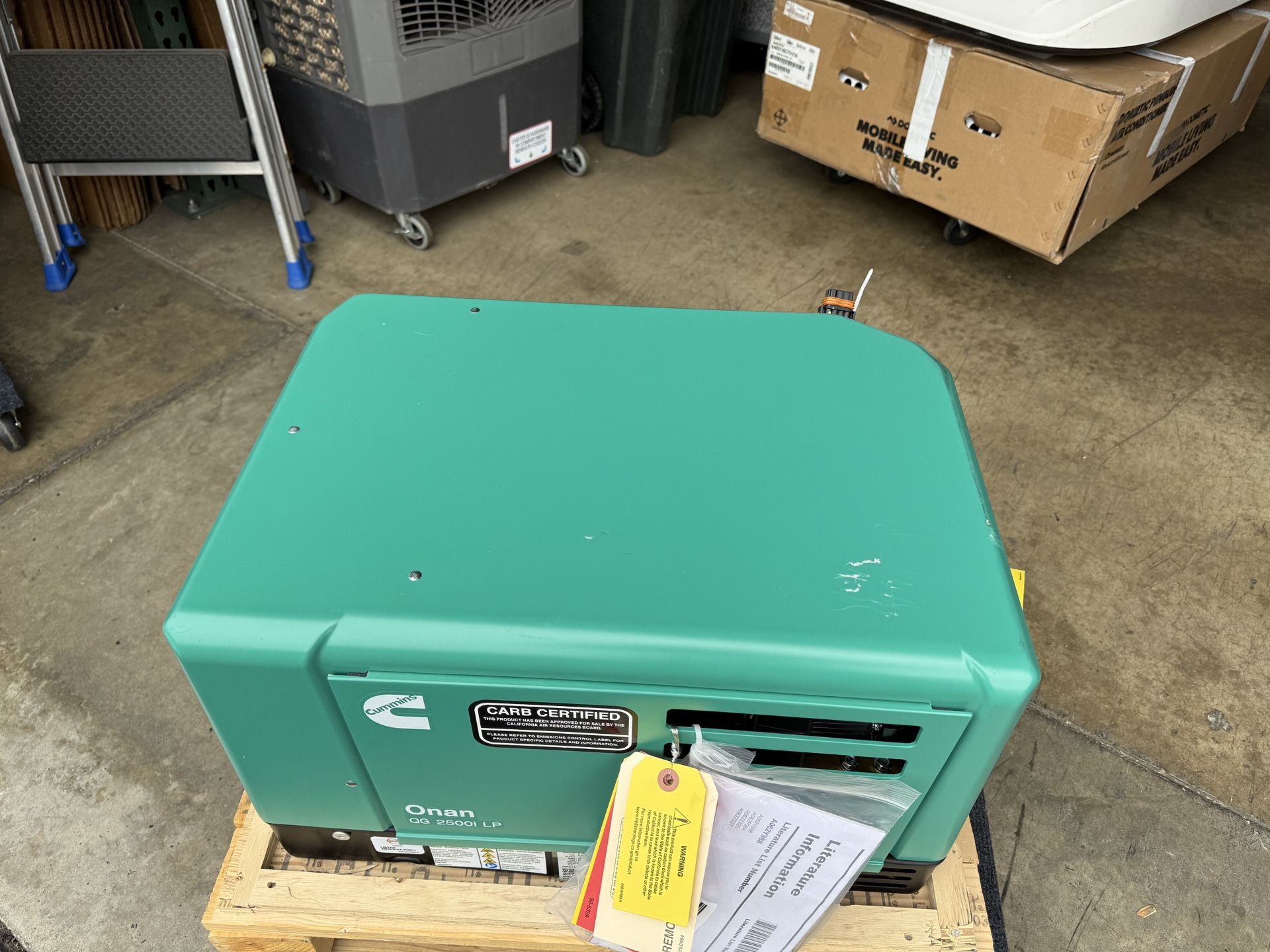 Cummins A074X612 2.5kW LP Carb Compliant Single Phase RV Generator