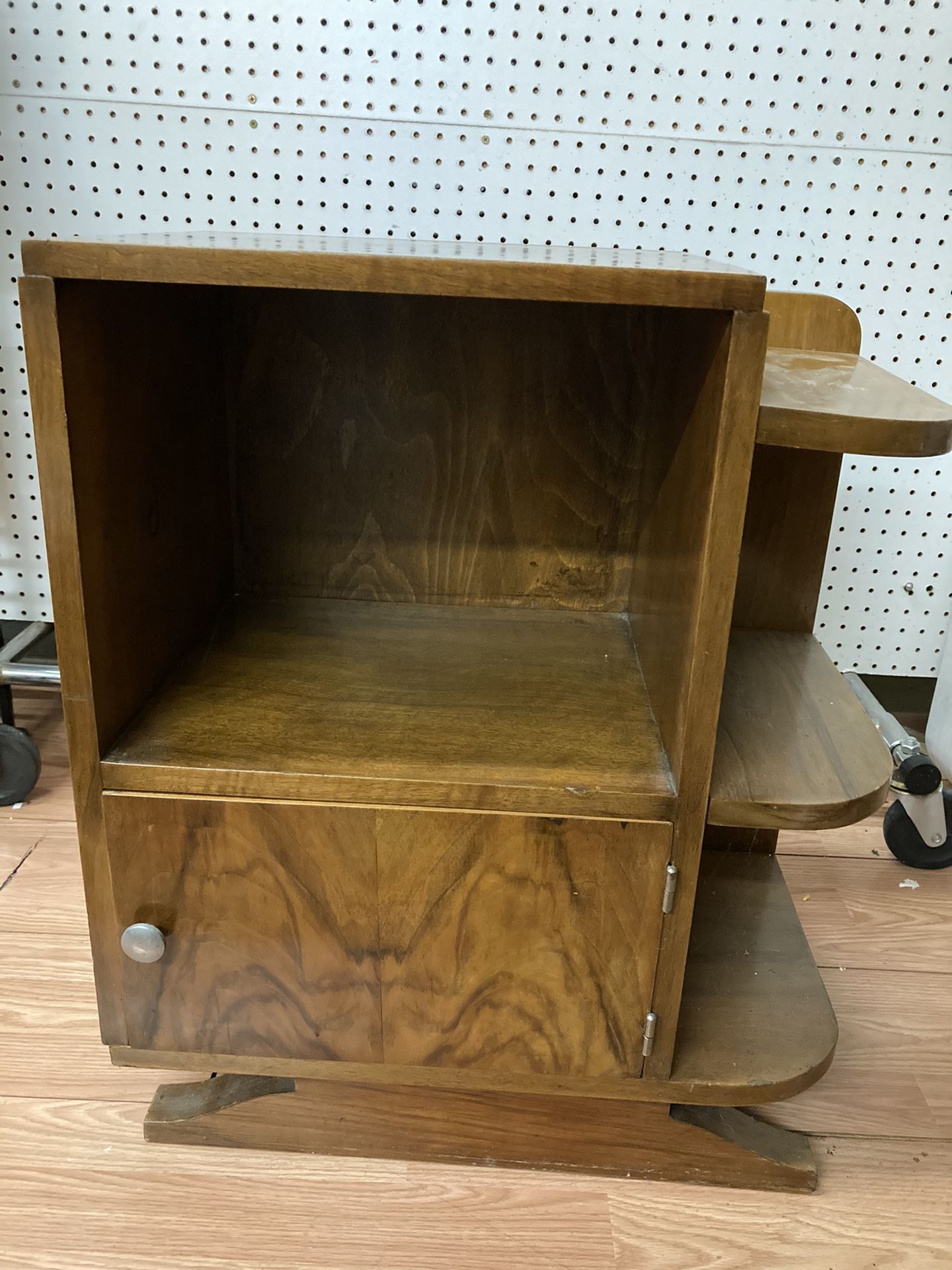 Sweet Small Deco Nightstand Shelf