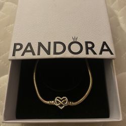 pandora bracelet 