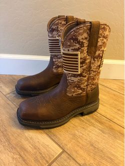ARIAT steel toe boots