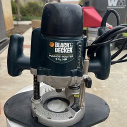 Black And Decker Plunge Router