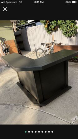 Outdoor Bar (Your Color)