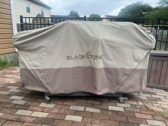 Blackstone ProSeries 4-Burner 28" Propane Griddle with Cabinet