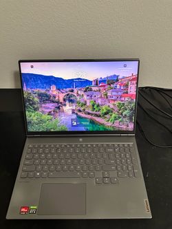 Lenovo Legion 7 Gaming Laptop - RTX 3060 / Ryzen 7 / 32GB RAM