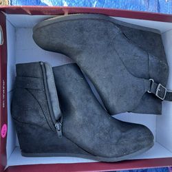 Womens Wedge Black Boots