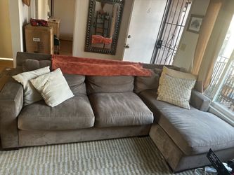 Comfy brown couch